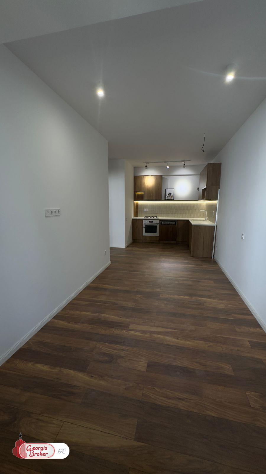 nearly repaired 2-room apartment for sale